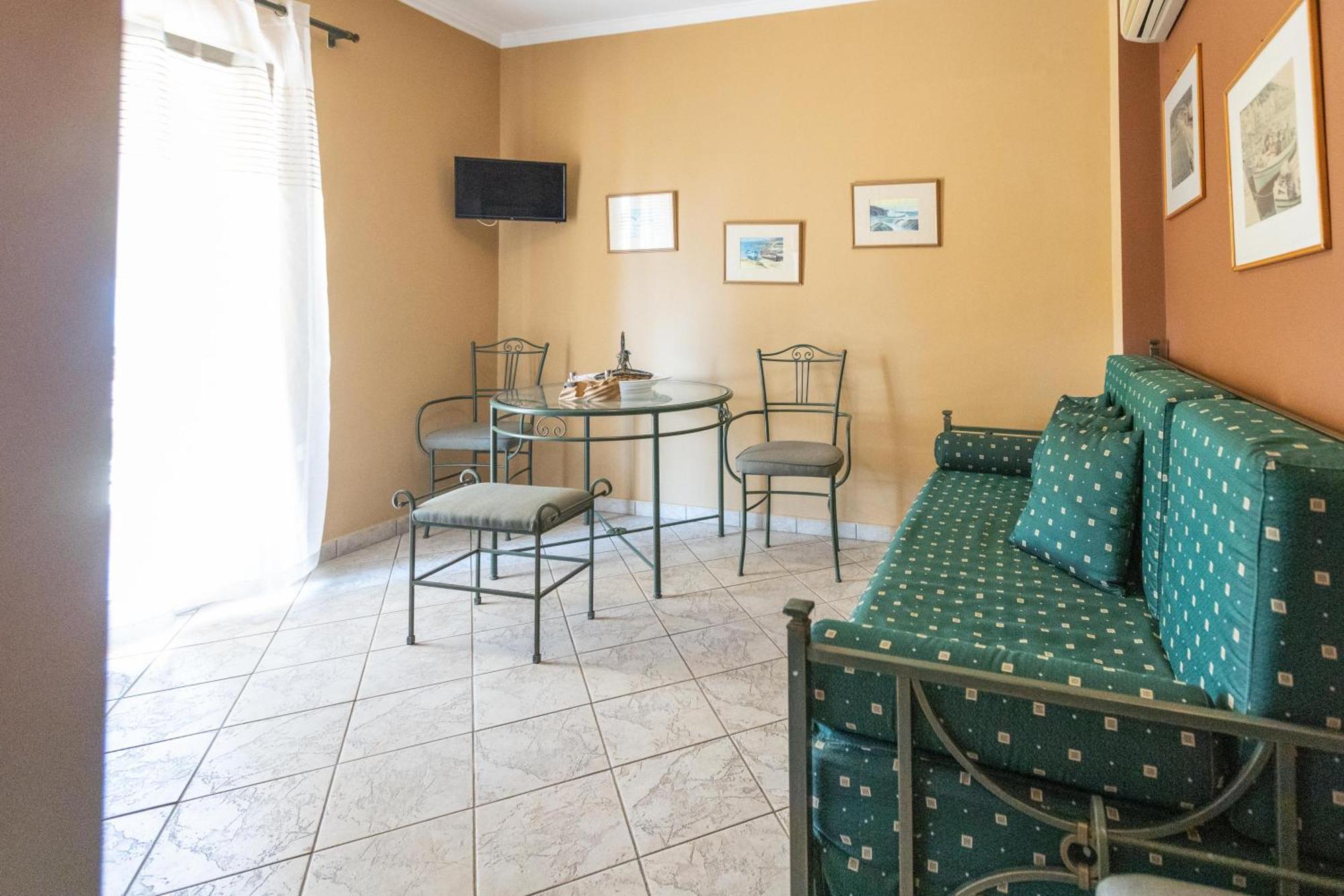 Amfitrion Apartment Gythio Luaran gambar