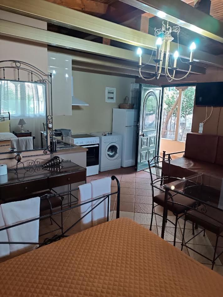 Amfitrion Apartment Gythio Luaran gambar